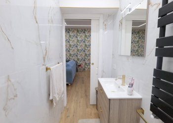 BAGNO 2 - Trilocale Via Vittorio Veneto
 
277, Napoli - foto 37