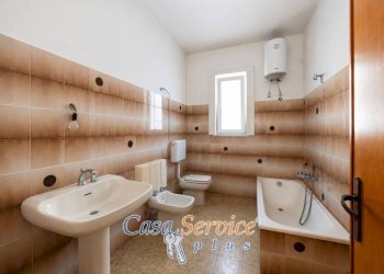 Bagno - Four-room apartment via Vecchia Matino, Casarano - photo 8