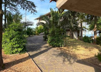 Giardino - Villa contrada Gioncare, Poggio San Marcello - foto 6