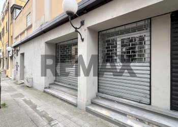 Edificio all\'aperto - Locale Commerciale Via Piave
5 D, Cosenza - foto 5