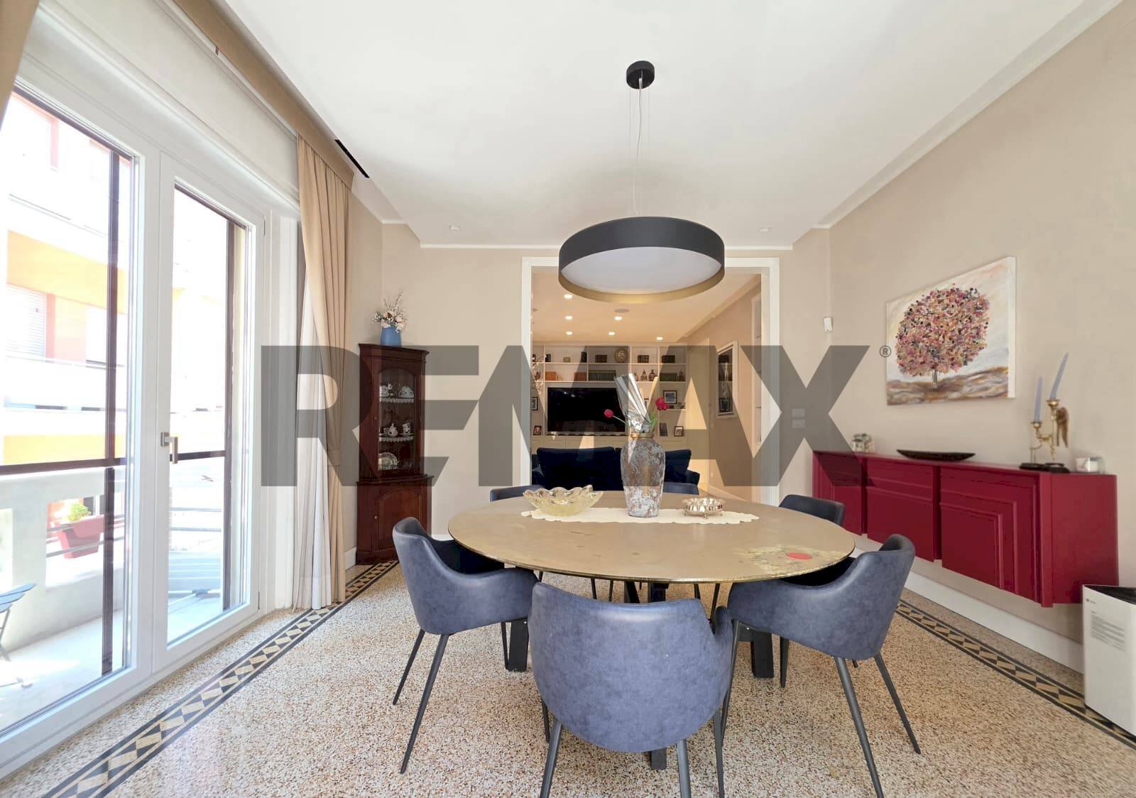 Sala da pranzo - Appartamento Via Calabria
16, Cosenza - foto 2