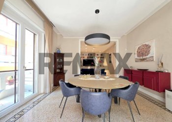 Sala da pranzo - Appartamento Via Calabria
 
16, Cosenza - foto 2