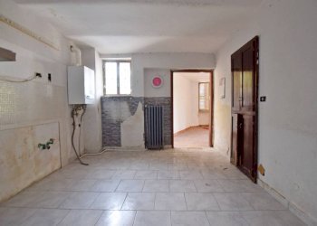 Cucina - Casa indipendente via delle Avagnine, 88, Mondovì - foto 7