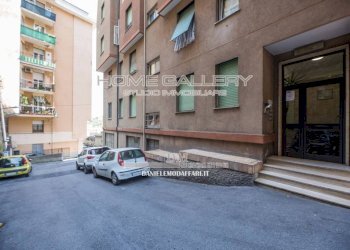 Facciata - Trilocale via Capri, Genova (zona Oregina) - foto 19