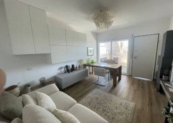 Soggiorno - Attico via Volano, Ravenna (zona Porto Corsini) - foto 5
