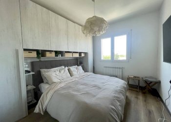 Camera da letto - Attico via Volano, Ravenna (zona Porto Corsini) - foto 16