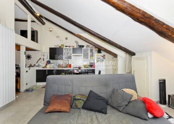 Salone - Two-room apartment via Carlo Goldoni, 3, Torino (neighborhood Vanchiglia) - photo 1