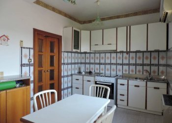 Cucina - Three-room apartment via della Croce, 57, Montelibretti - photo 7