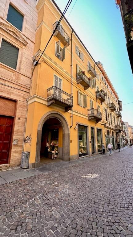 Facciata - Quadrilocale via Italia, 66, Biella - foto 2