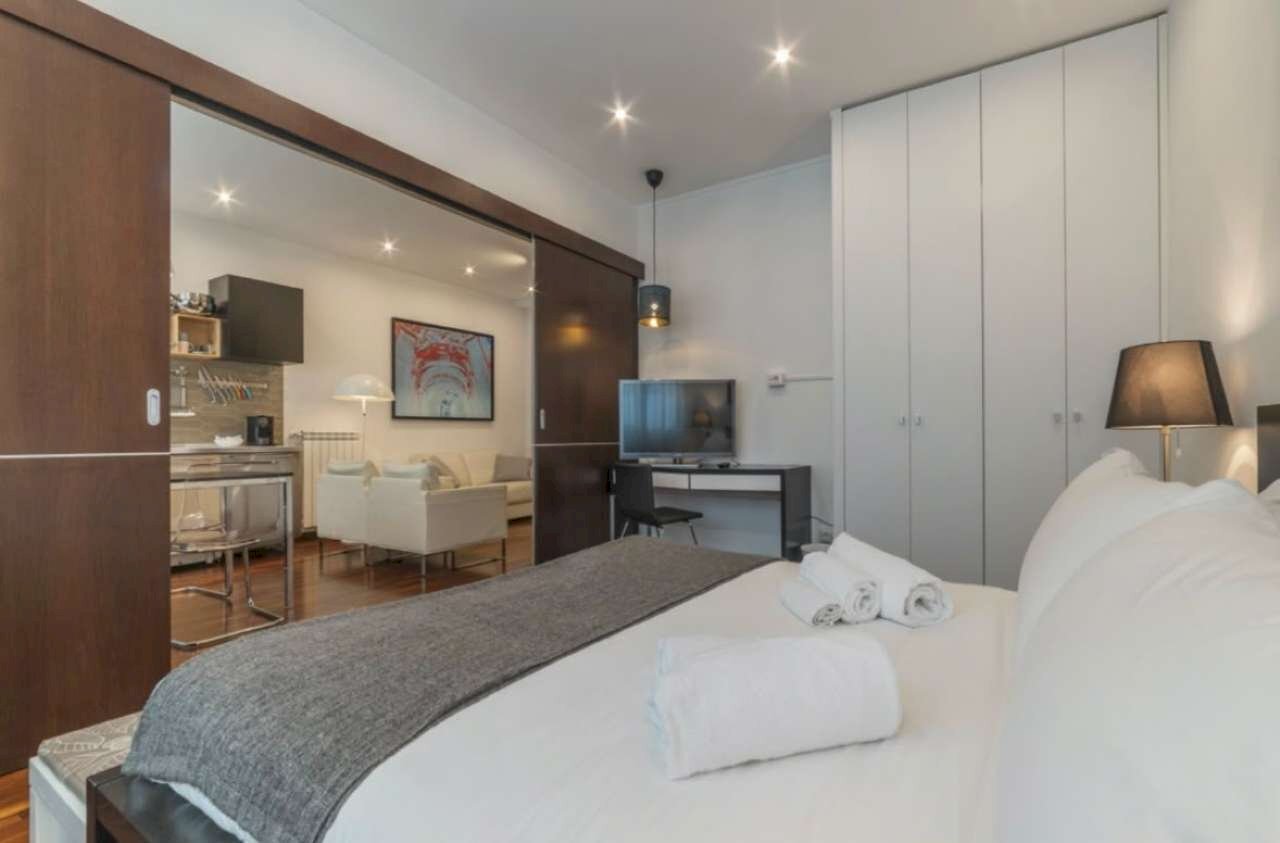 camera da letto - Two-room apartment via Luigi Rizzo, 38, Roma - photo 3