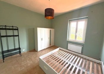 Camera da letto - Appartamento via Antonio Burlando, 27, Genova (zona Staglieno) - foto 3