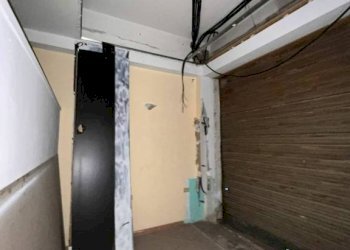 Interno non residenziale - Negozio via Roviano, 57, Roma - foto 18