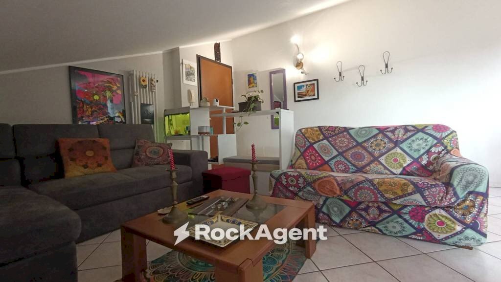 Salone - Attico via Fratelli Cervi, 41, Trezzano Rosa - foto 3