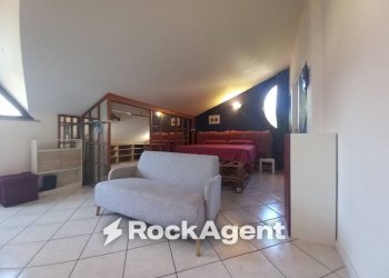 Salone - Attico via Fratelli Cervi, 41, Trezzano Rosa - foto 7
