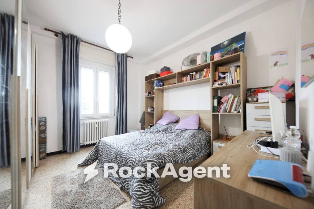 Camera da letto - Two-room apartment corso Don Orione, 126, Tortona - photo 2