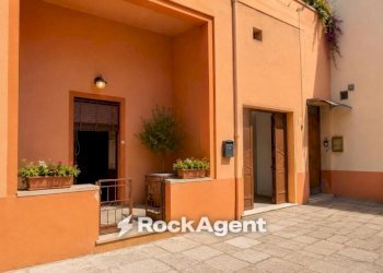 Facciata - Four-room apartment via F. Bandiera, Corte I, Casarano - photo 34