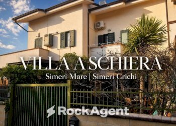 Facciata - Villa a Schiera Villaggio Maestrale, 6, Simeri Crichi - foto 1