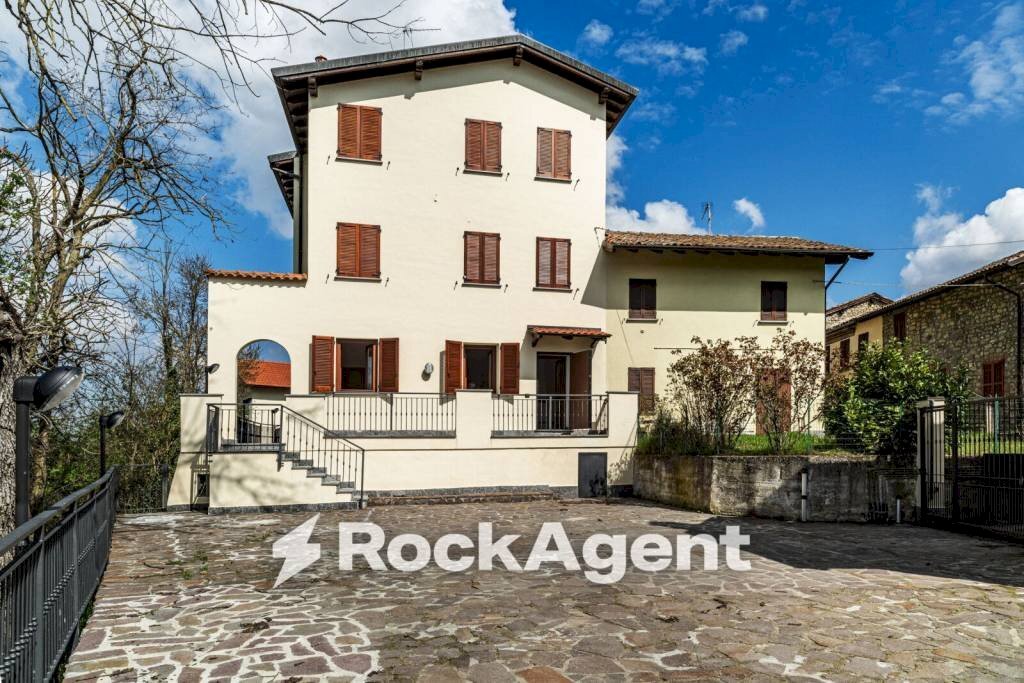 Facciata - Bilocale Frazione Camolino, Montesegale - foto 1