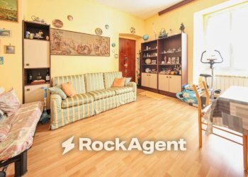 Salone - Quadrilocale via del Lagaccio, 12, Genova (zona Granarolo) - foto 7