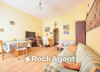 Salone - Four-room apartment via del Lagaccio, 12, Genova (neighborhood Granarolo) - photo 2