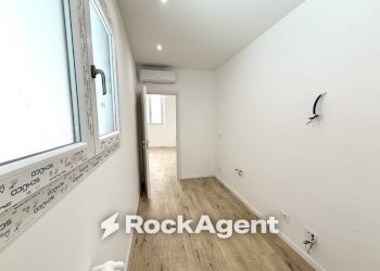 Corridoio - Two-room apartment via Luigi Mercantini, 25, Milano (neighborhood Bovisa) - photo 12