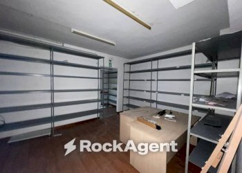 Magazzino - Shop via dei Goti, 7, Angri - photo 14