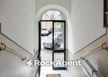 Interno palazzo - One-room apartment via Germanico, 170, Roma - photo 16