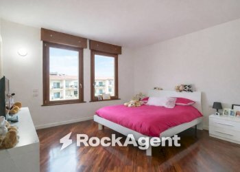 Camera da letto - Quadrilocale via Madonna della Neve, 5, Bergamo - foto 12