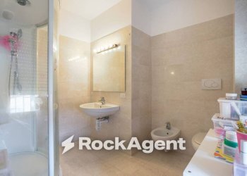 Bagno - Four-room apartment via Madonna della Neve, 5, Bergamo - photo 16
