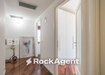 Corridoio - Four-room apartment via Madonna della Neve, 5, Bergamo - photo 17