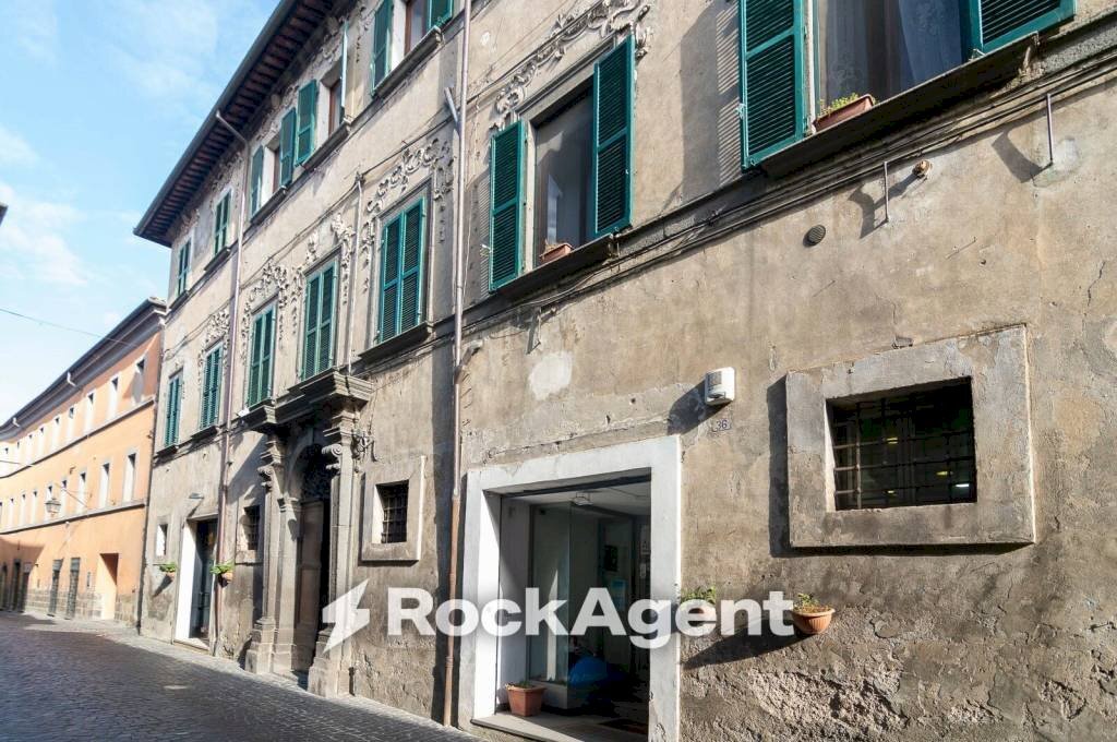 Facciata - Appartamento via Roma, 34, Acquapendente - foto 1
