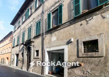 Facciata - Appartamento via Roma, 34, Acquapendente - foto 1