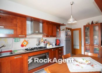 Cucina - Trilocale via Santi Bonaccorsi, 6, Aci Catena - foto 27