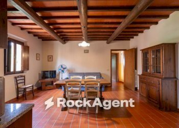 Salone - Rustic via Cerroni, Montaione - photo 9