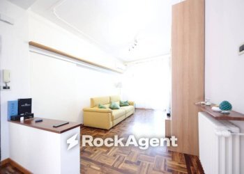 Ingresso - Bilocale via Domenico Cimarosa, 3, Genova (zona Quarto) - foto 3