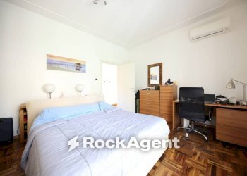 Camera da letto - Two-room apartment via Domenico Cimarosa, 3, Genova (neighborhood Quarto) - photo 11