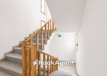 Scala - Laboratorio via Luigi Pirandello, 42, Empoli - foto 4