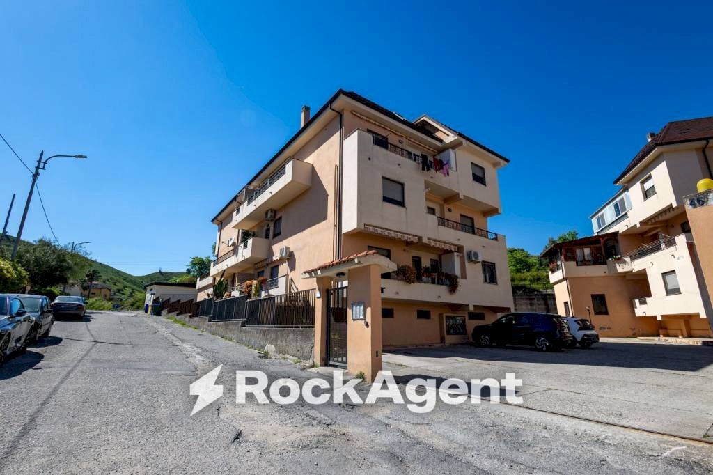 Zona - Attico via Benedetto Musolino, 50, Catanzaro - foto 1
