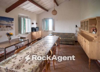 Salone - Rustic Frazione Montale, 136, Arcevia - photo 13