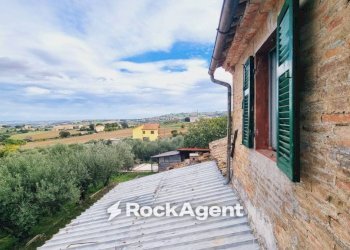 Vista - Rustic Frazione Montale, 136, Arcevia - photo 15
