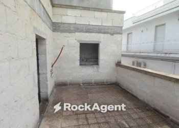 Cortile interno - Quadrilocale via Guglielmo Marconi, 28, Cutrofiano - foto 27
