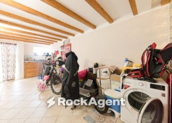 Lavanderia - Trilocale via Campenave, 76, Genova (zona Voltri) - foto 22