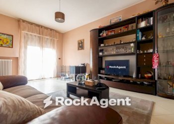 Salone - Four-room apartment via Sirleto, Catanzaro - photo 1