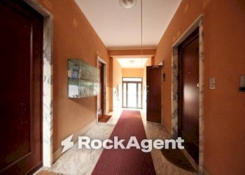 Interno palazzo - Quadrilocale via Santa Maria Assunta di Nervi, Genova (zona Quarto) - foto 33