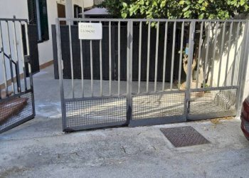 Cortile interno - Casa indipendente strada Torre Vecchia, Marina di Gioiosa Ionica - foto 2