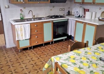 Cucina - Casa indipendente strada Torre Vecchia, Marina di Gioiosa Ionica - foto 4