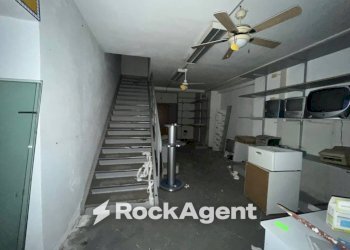 Magazzino - Negozio via Giacomo Giovanetti 64, Genova (zona Sampierdarena) - foto 5