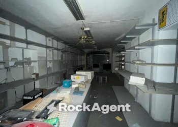 Magazzino - Negozio via Giacomo Giovanetti 64, Genova (zona Sampierdarena) - foto 12