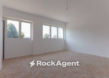 Cucina - Bilocale via San Pedrino, 13, Vignate - foto 3