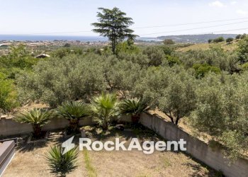 Giardino - Villa Località Zilleria, Montepaone - foto 32